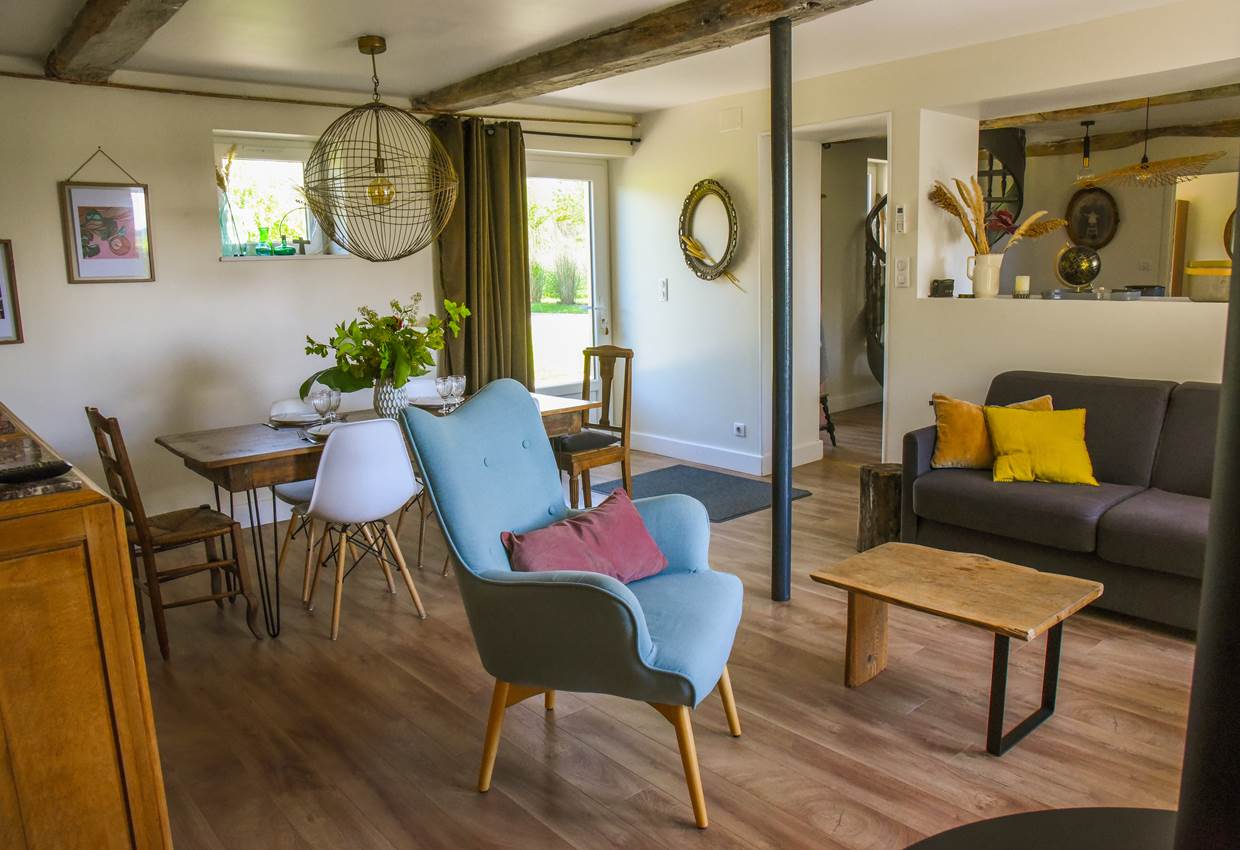 #ClosSaintJoseph_SalleSalon_CanapéLit (140x190)