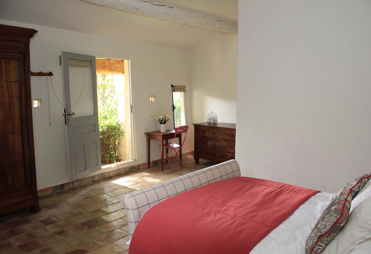 Gite-Bedroom-1-2