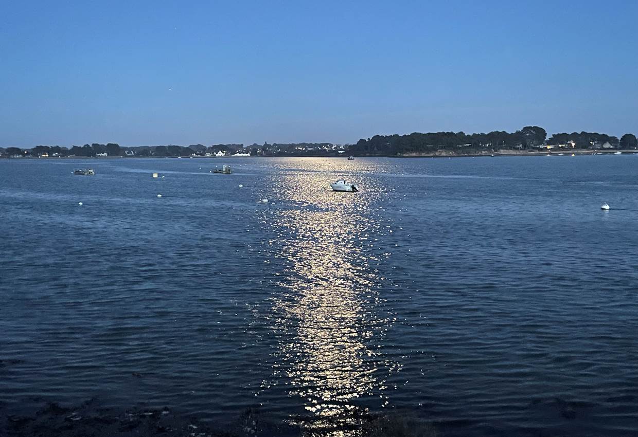 Reflet de la lune sur le Golfe