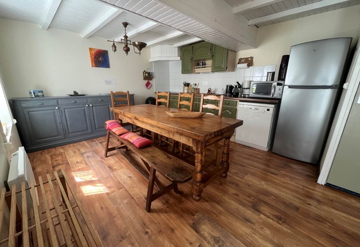 CE5668AC-F33E-44B5-B1A0-B30B88F9C883_1_105_c