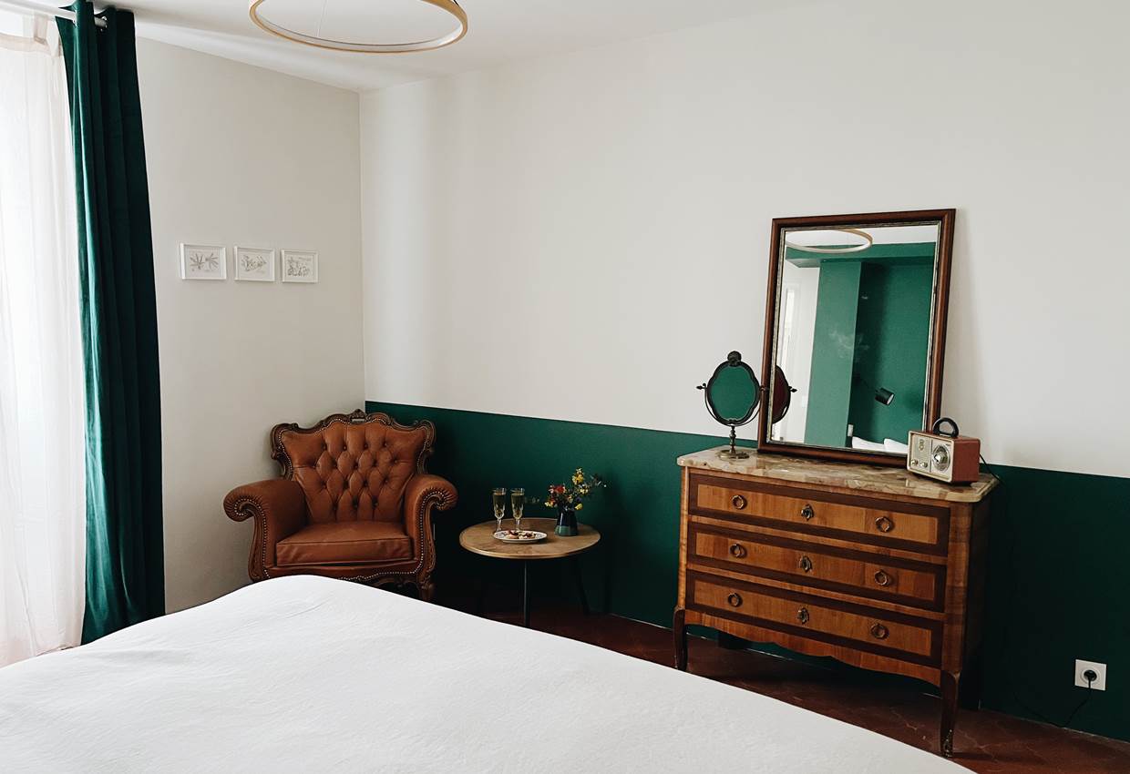 Chambre 2 - Domaine Labouroume - chambre d'hote a la campagne8