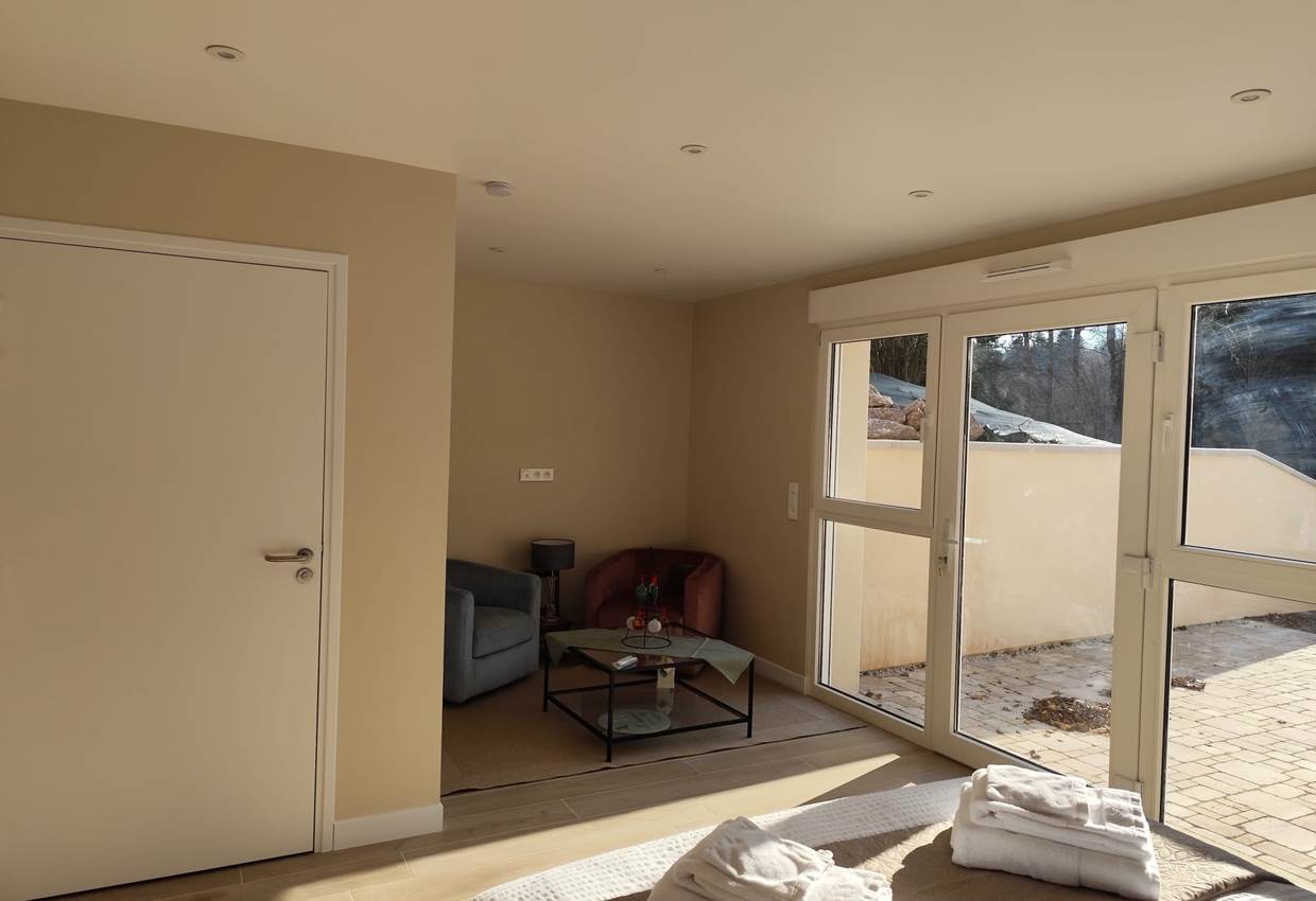 Salon privatif (fauteuil neuf de grande qualité)