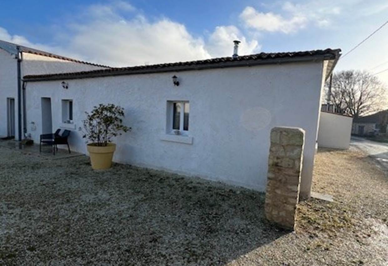 Le grand gite - domaine des pierres blanches Epargnes - Extérieur