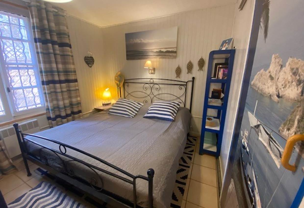 Chambre séparée et climatisée (ou chauffage en hiver)