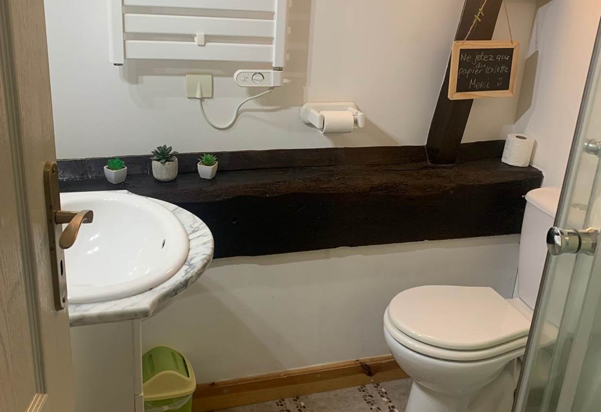 Shower Room in Sunrise