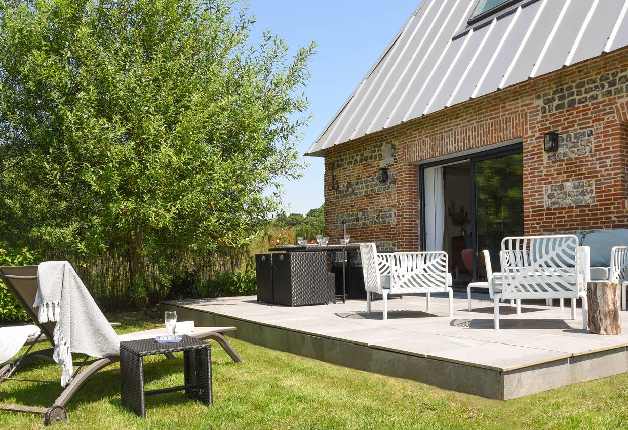 #ClosSaintJoseph_GiteLesEcuries_Terrasse