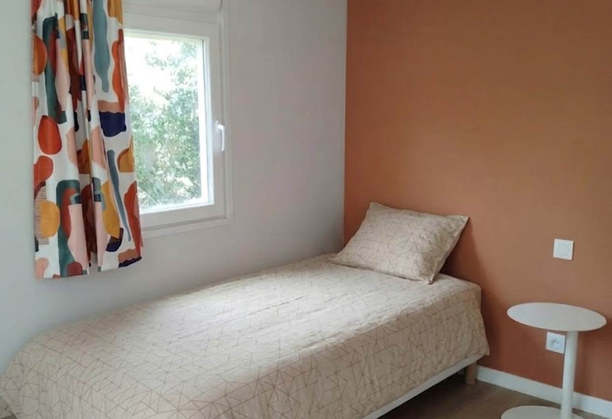 Chambre 1 pers mobil-home 4p8 ou PMR (1)
