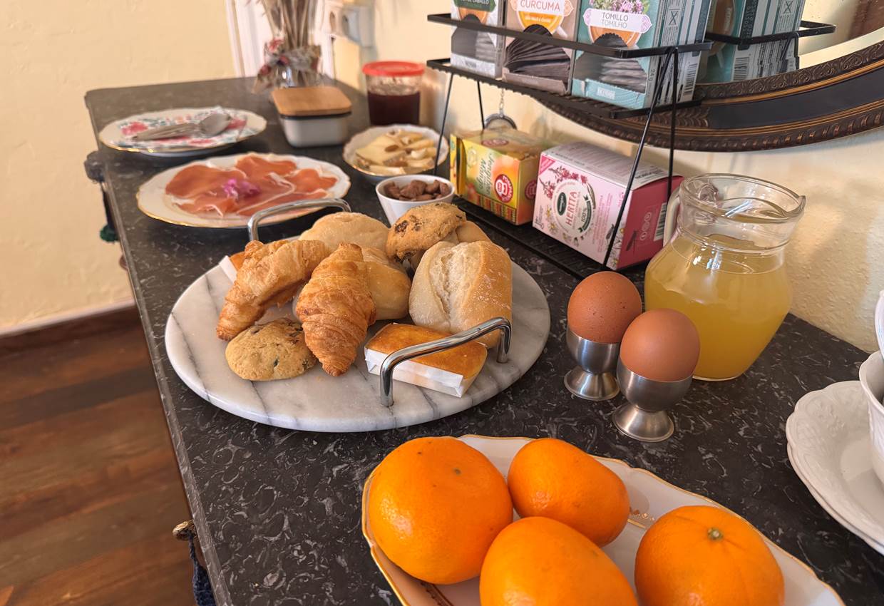 00_Buffetpetitde´j_Chambredhotes_Maison Luard_Bedous