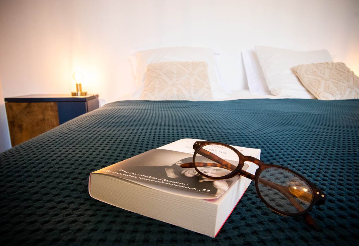 gites corbieres la boheme montseret chambre