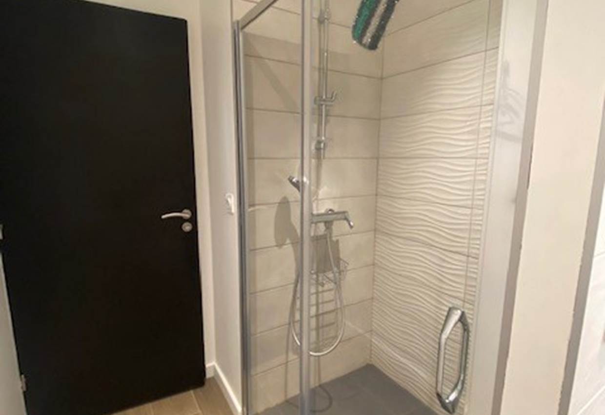 Douche à l'italienne