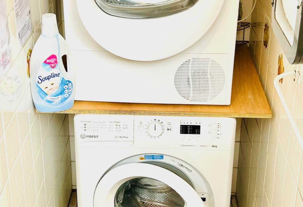 Lave et sèche-linge dans la résidence