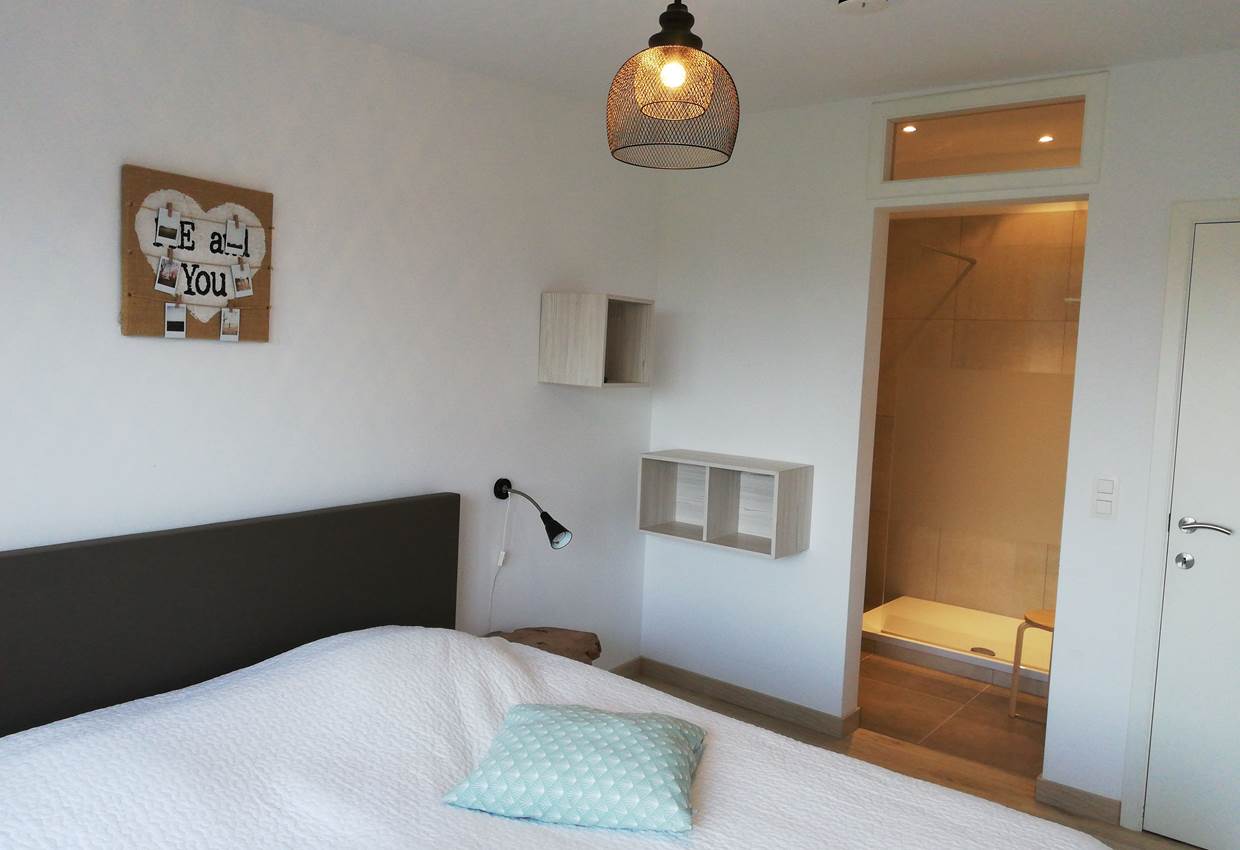 Chambre avec douche privative