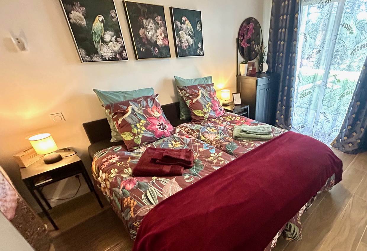 Chambre baie vitrée