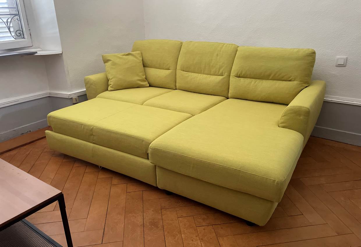 77652992453__092E2EF7-0BE0-4FD7-8B48-F5E51BF27DF8