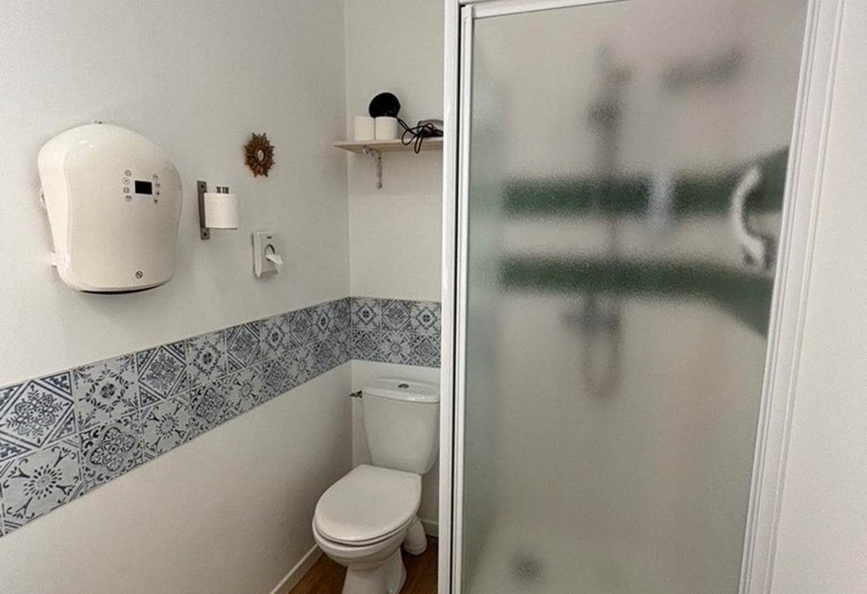 58DD6CFB-1287-461B-9AF8-6B93C03384E6_1_105_c