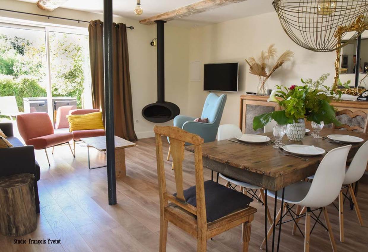 #ClosSaintJoseph_SalleSalon