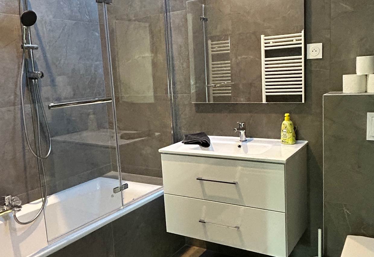 salle de bain canopée