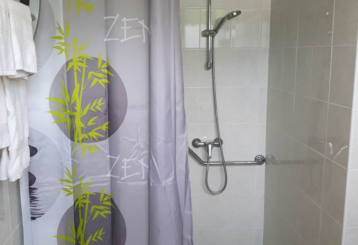 Salle de bain - douche à l'italienne