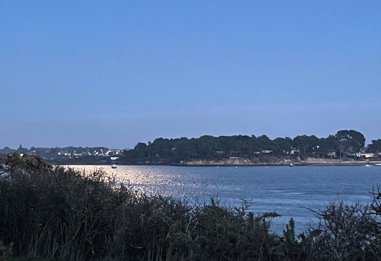 Reflets de la lune sur le Golfe