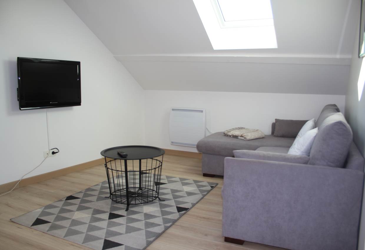 Loggia canapé-lit et TV