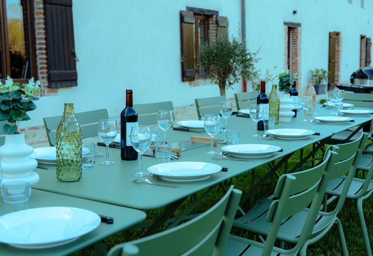 table-famille-amis-dombes