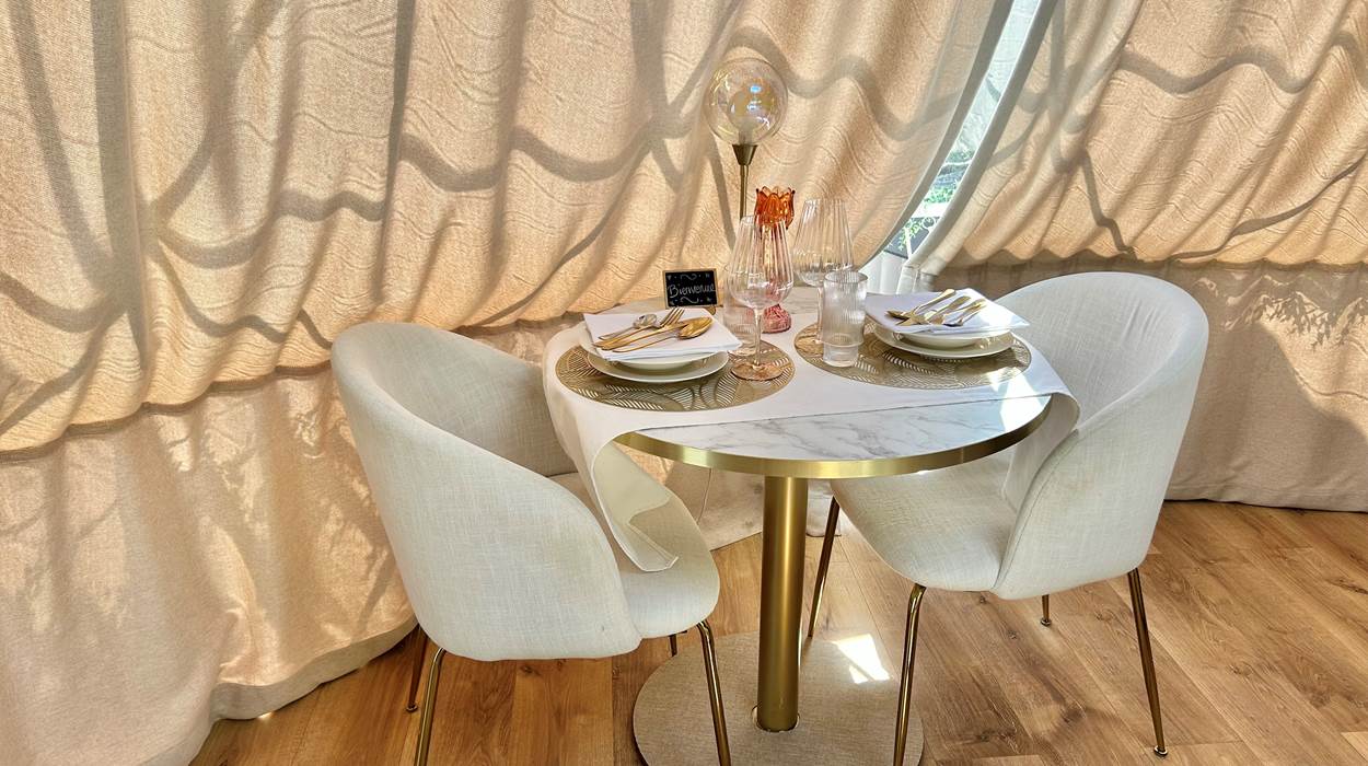 Coin repas en amoureux