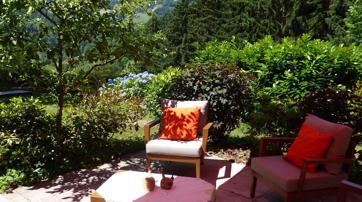 salon extérieur gite le Châtaignier