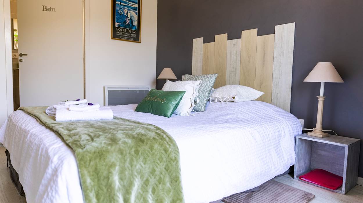 Chambre Confortable  Cocon Orzals et Spa - La Villa des Raspes