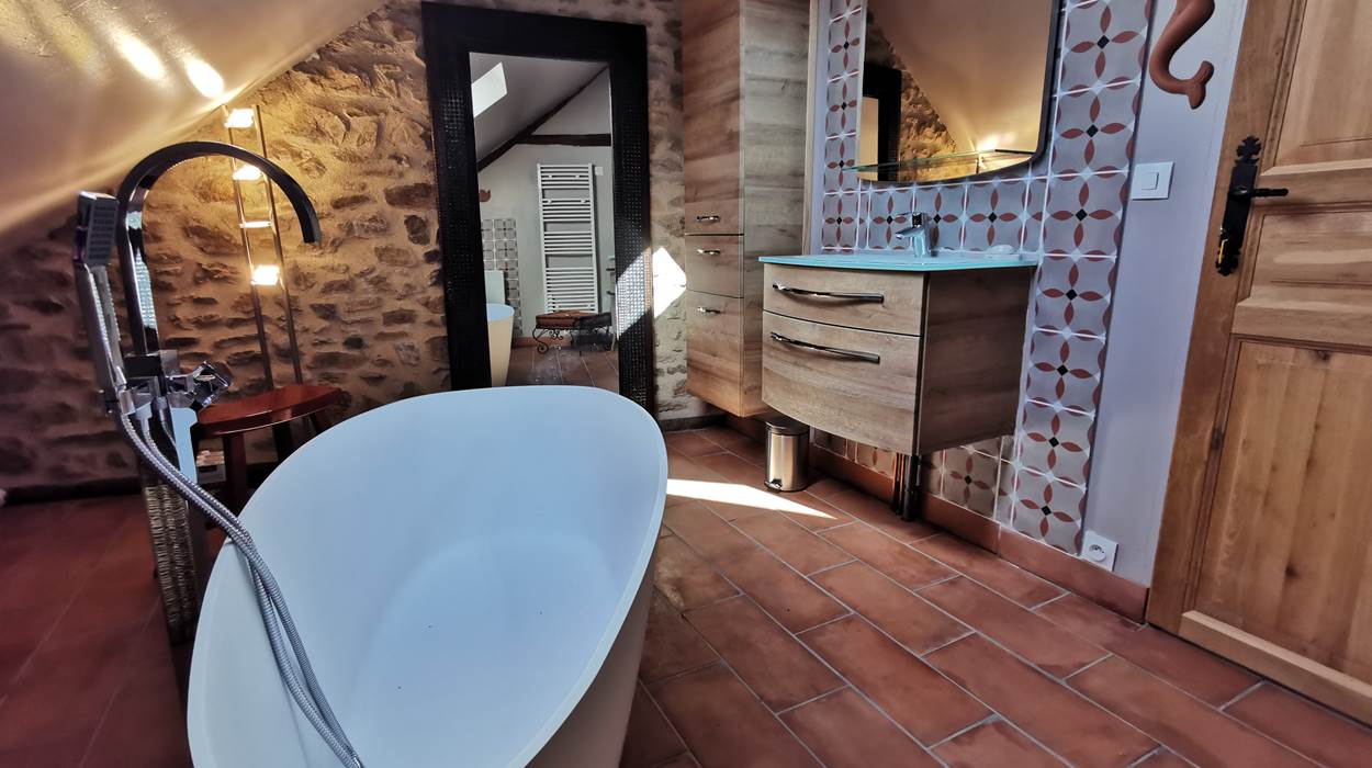 La salle de bain de la chambre La Malmaison