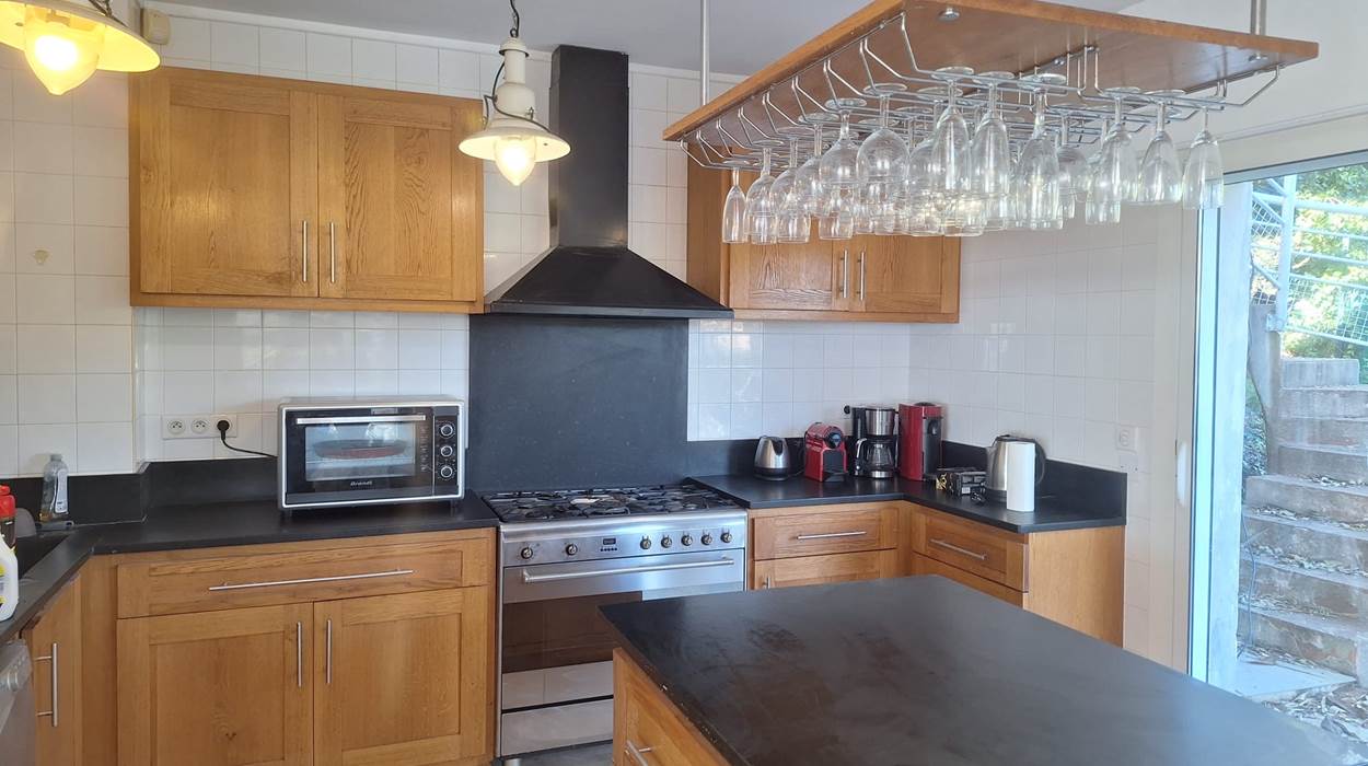 cuisine-equipee-location-villa-cannes