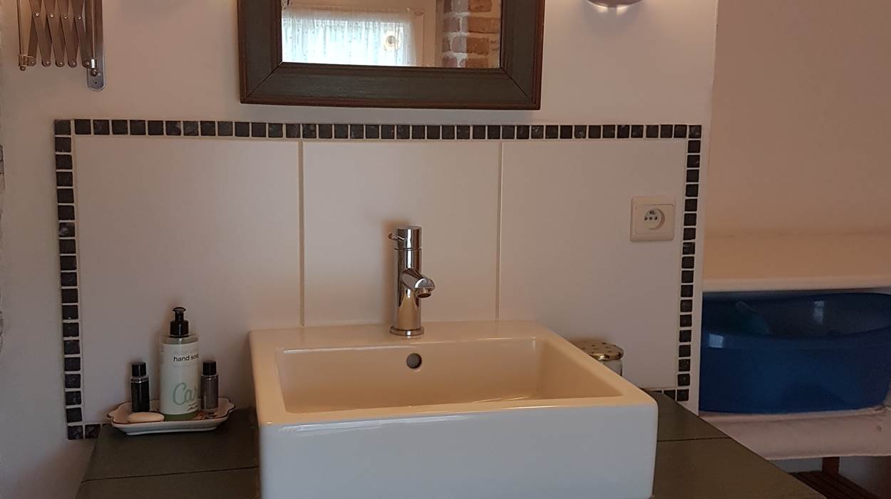 Salle d'eau de la chambre aux lits jumeaux