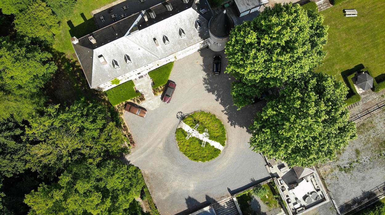 chambre-hôtes-Rives de Meuse-Transardennes-Voie Verte-insolite-inédit-prestige-prestigieux-luxe-unique-domaine-privé-romantique