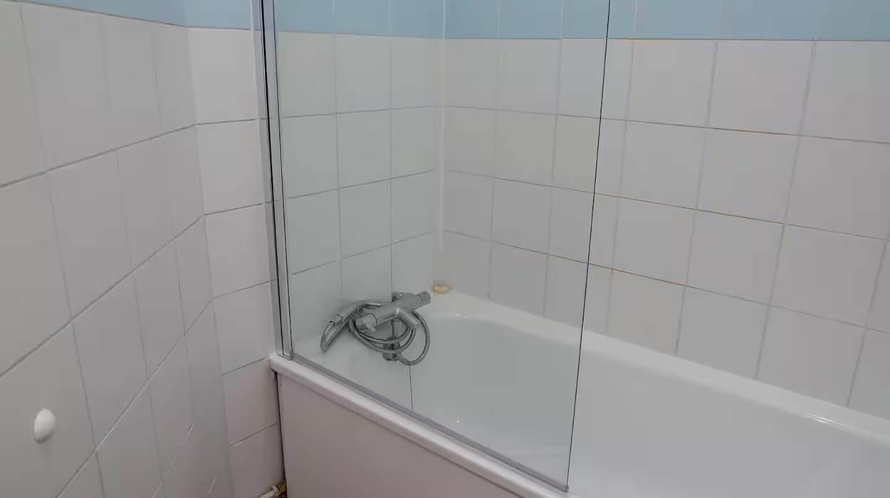 bagagerie-securisee-residence-paisible-lourdes.jpg