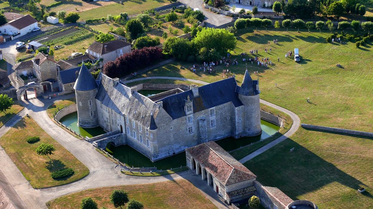 Vue aérienne - Château de Saveilles