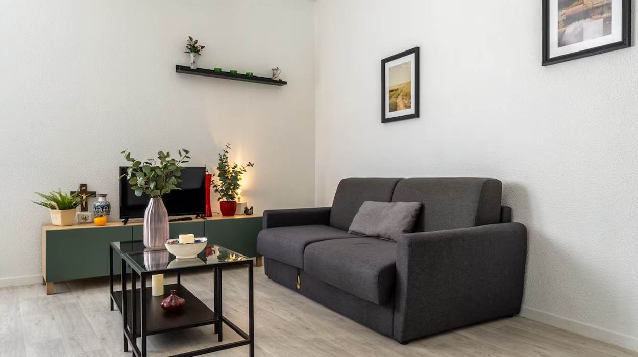 espace-barbecue-privatif-appartement-lourdes.jpg