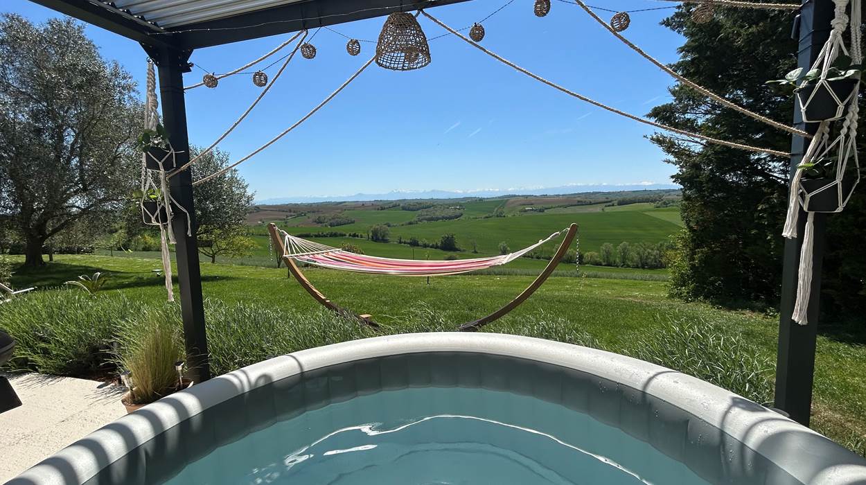 Jacuzzi et piscine