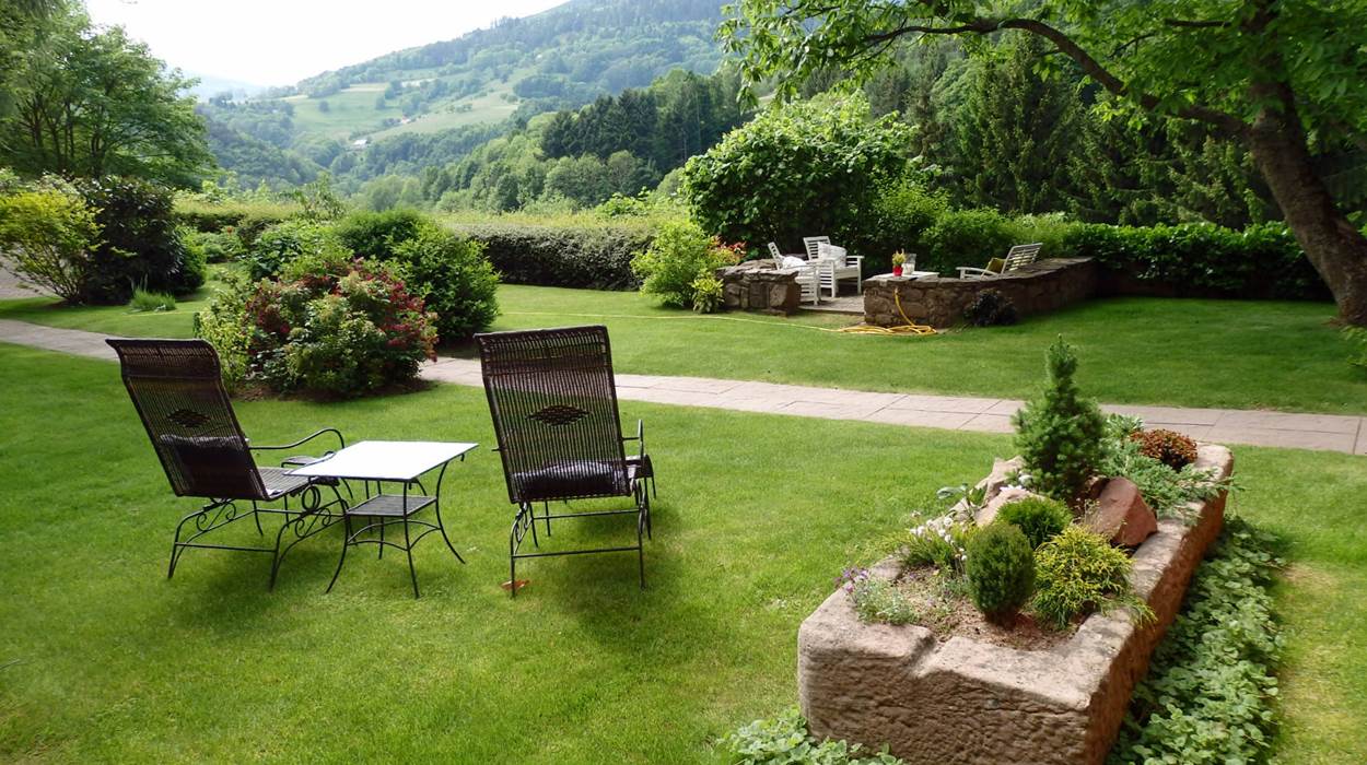 gîte avec un grand jardin clos