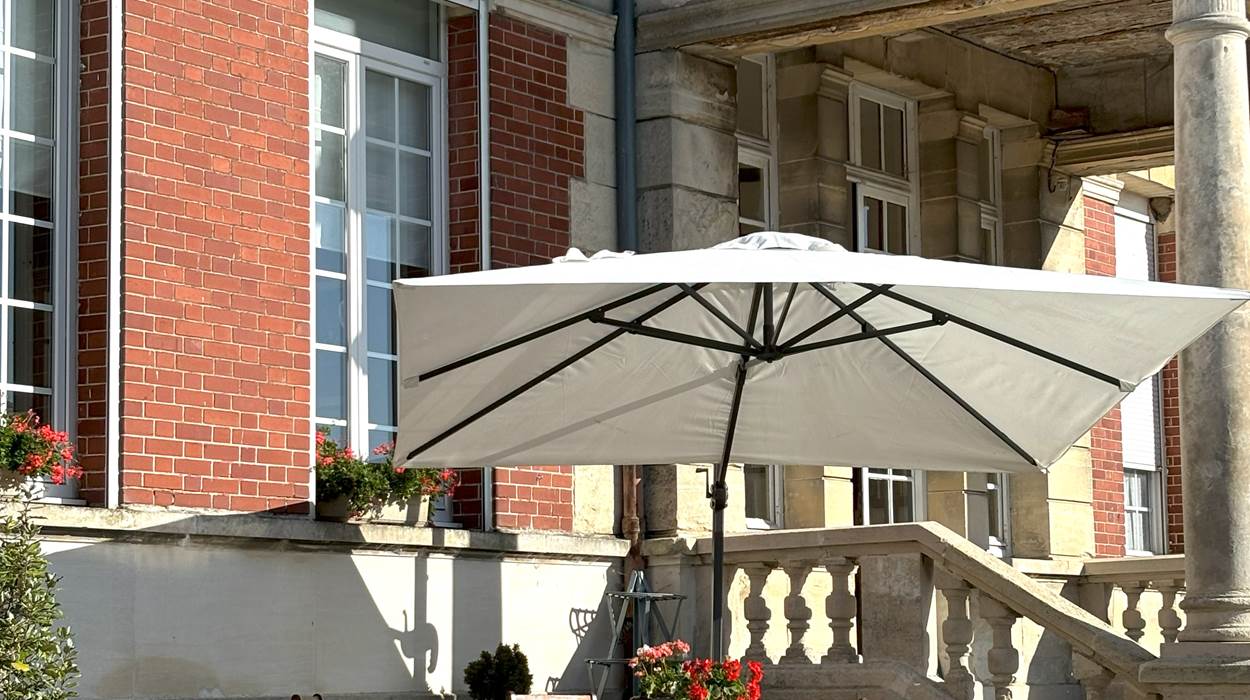la terrasse plein Sud pour un bain de soleil