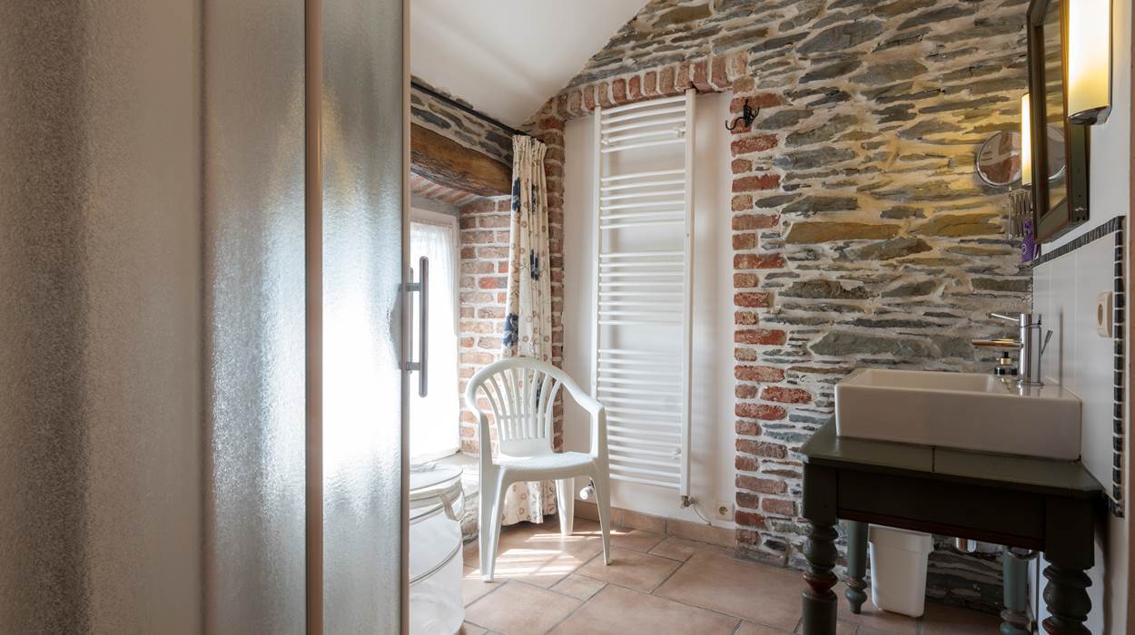 Salle d'eau chambre lits jumeaux  gite myosotis Royal Blue