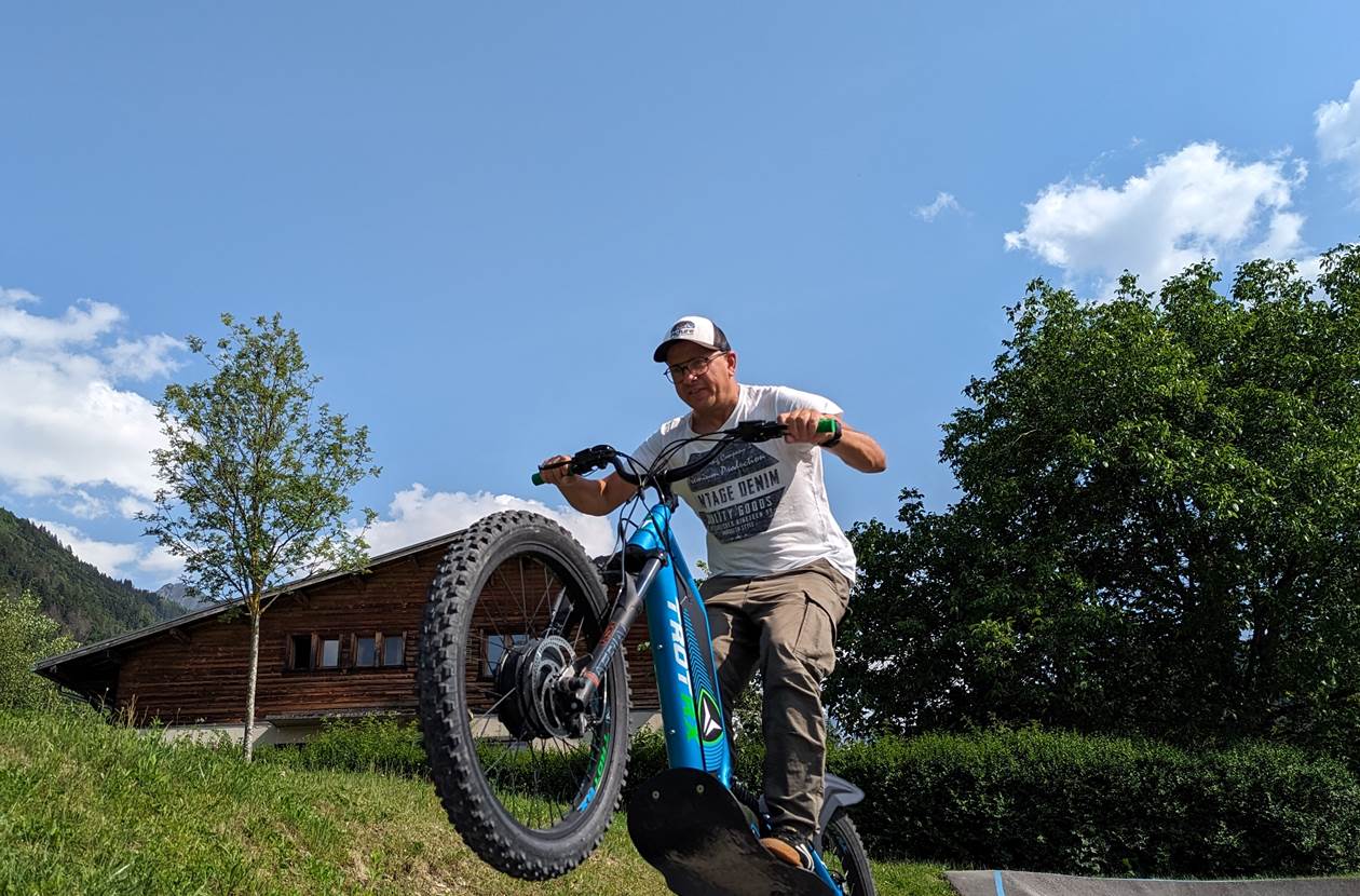 Pump track