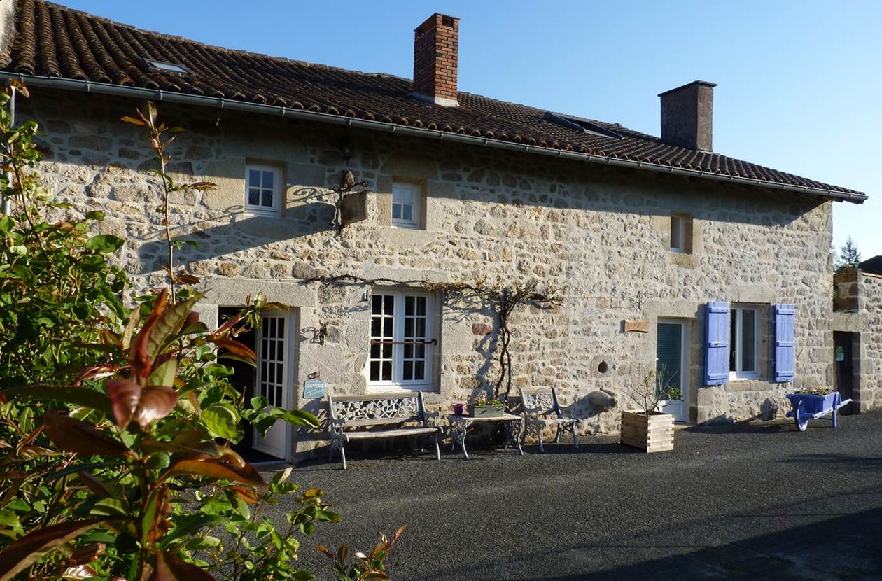 Lo Maïsou - Le gîte de la Vieille Maison de Pensol