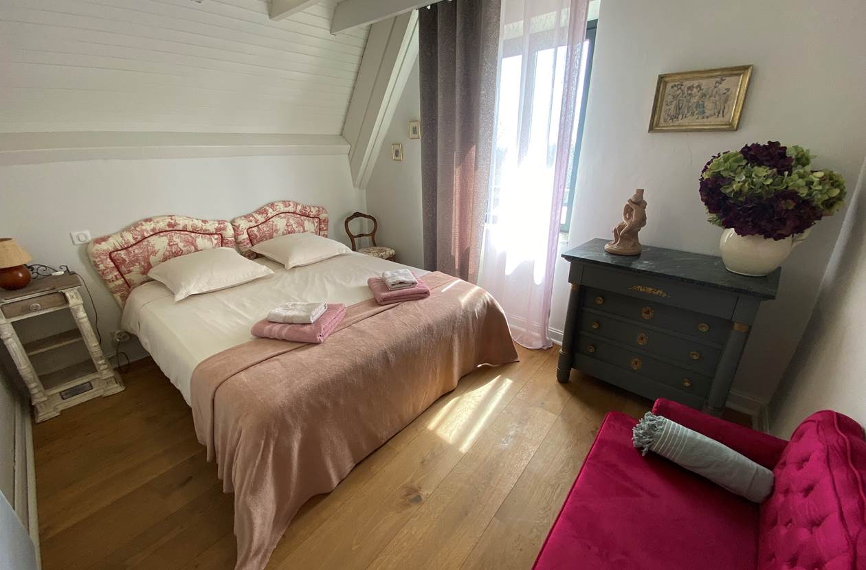 chambre romantique avec jacuzzi