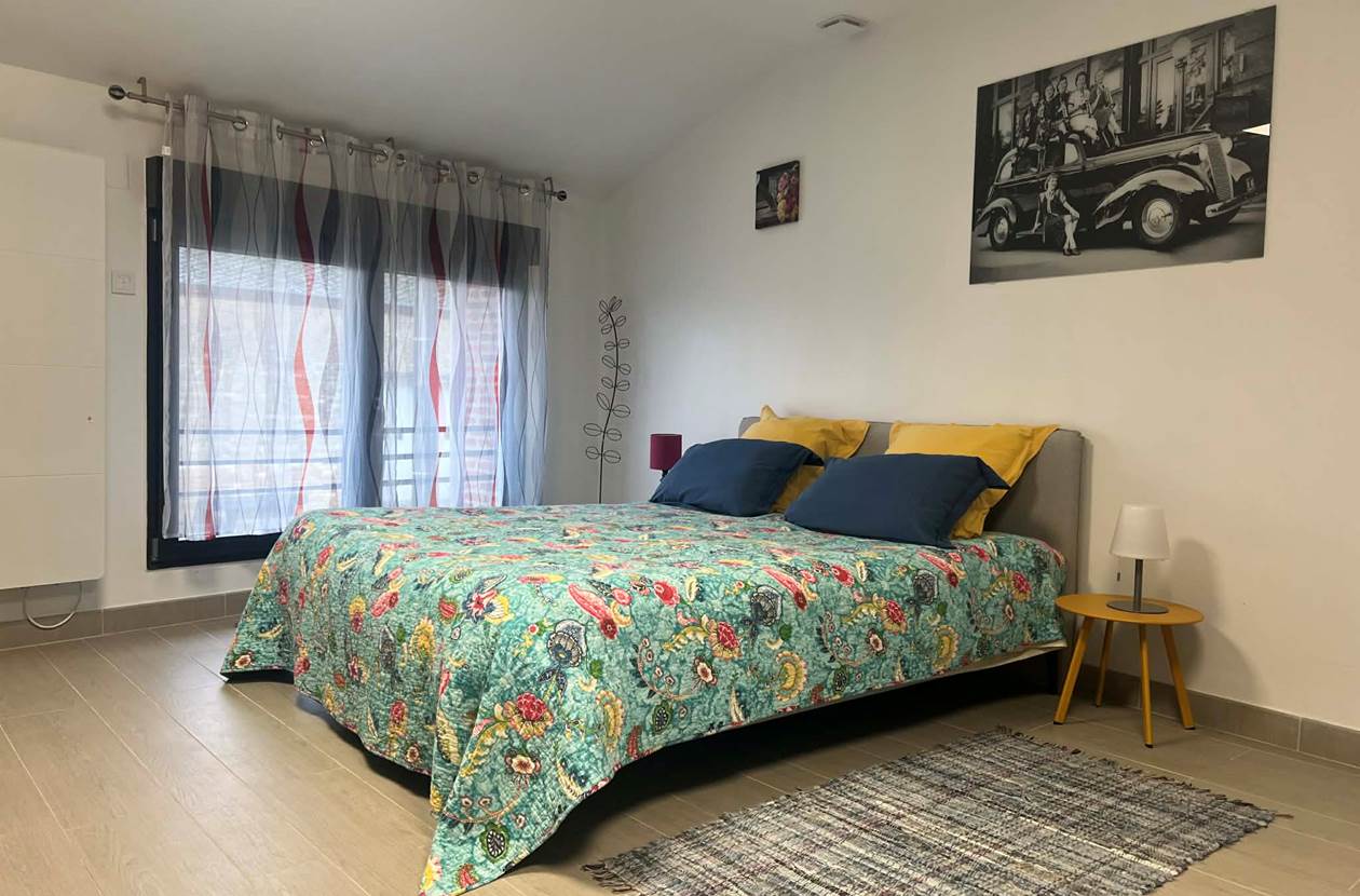 b9425798-fc68-4517-9cee-6f8b12e0484f