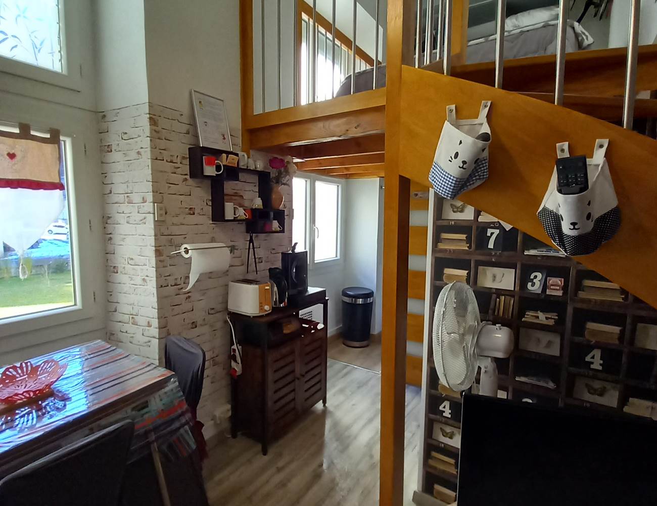 11-MEZZANINE-photo-gallery