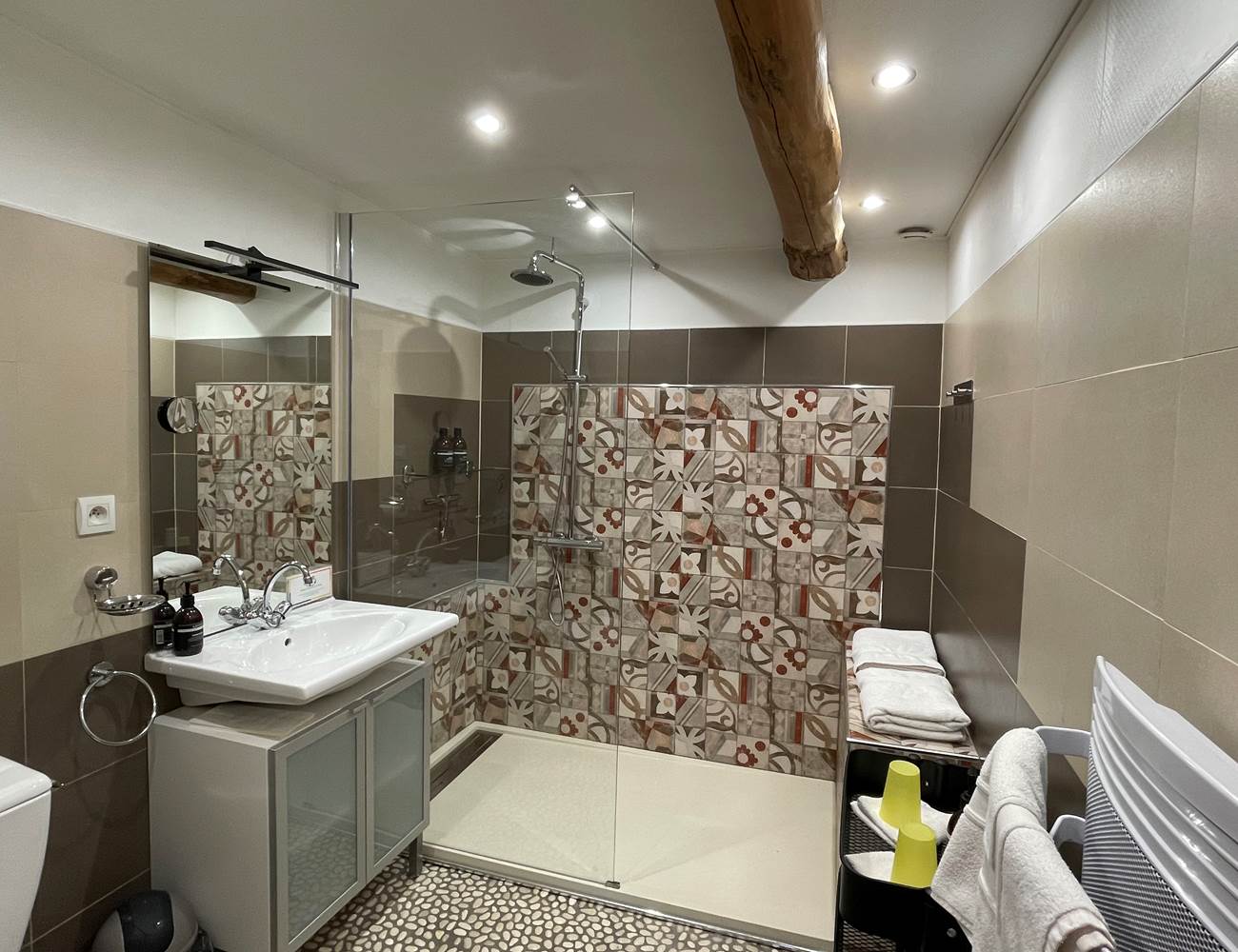 chambre julien salle de bain-photo-gallery