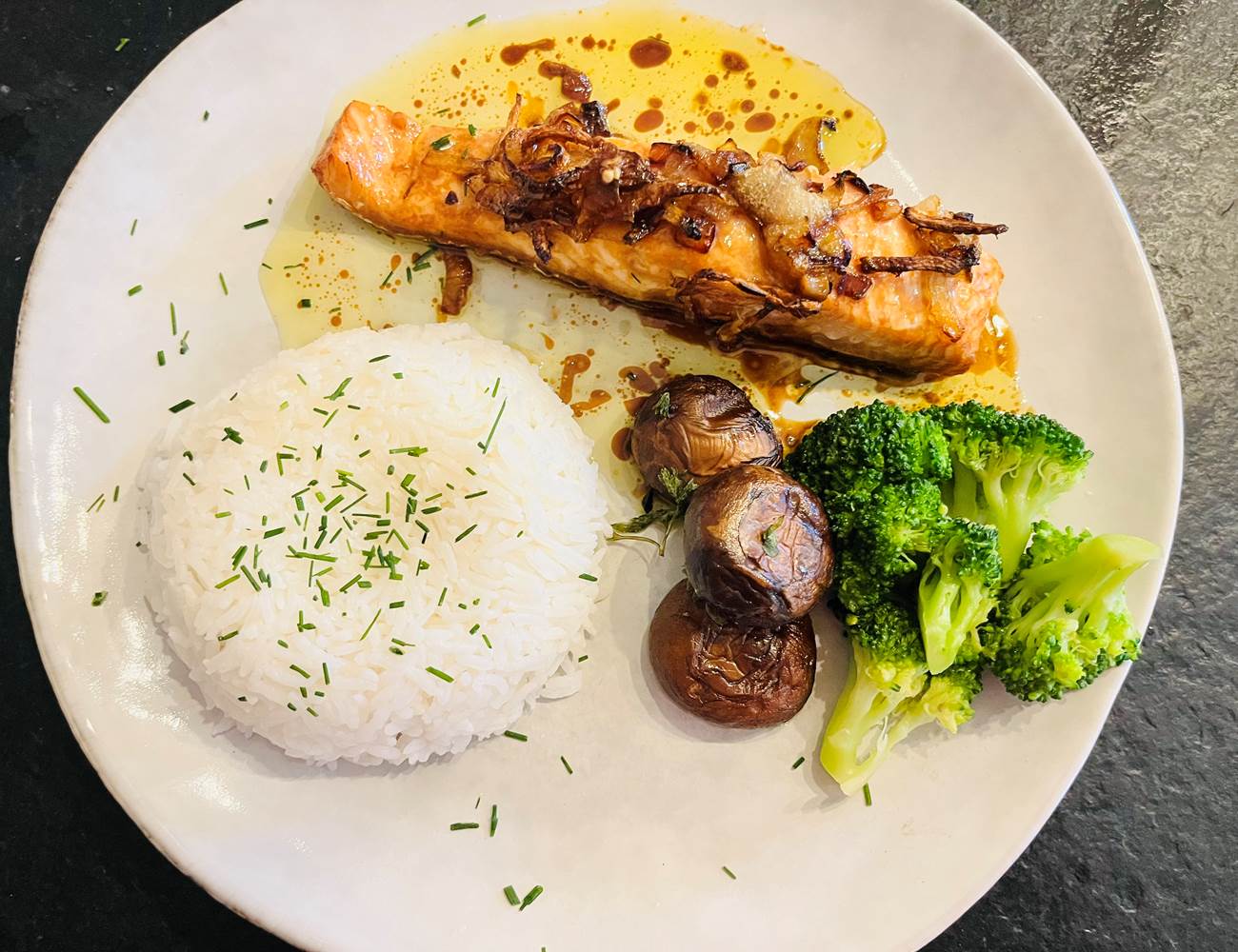 Saumon "fusion", plat signature de Min