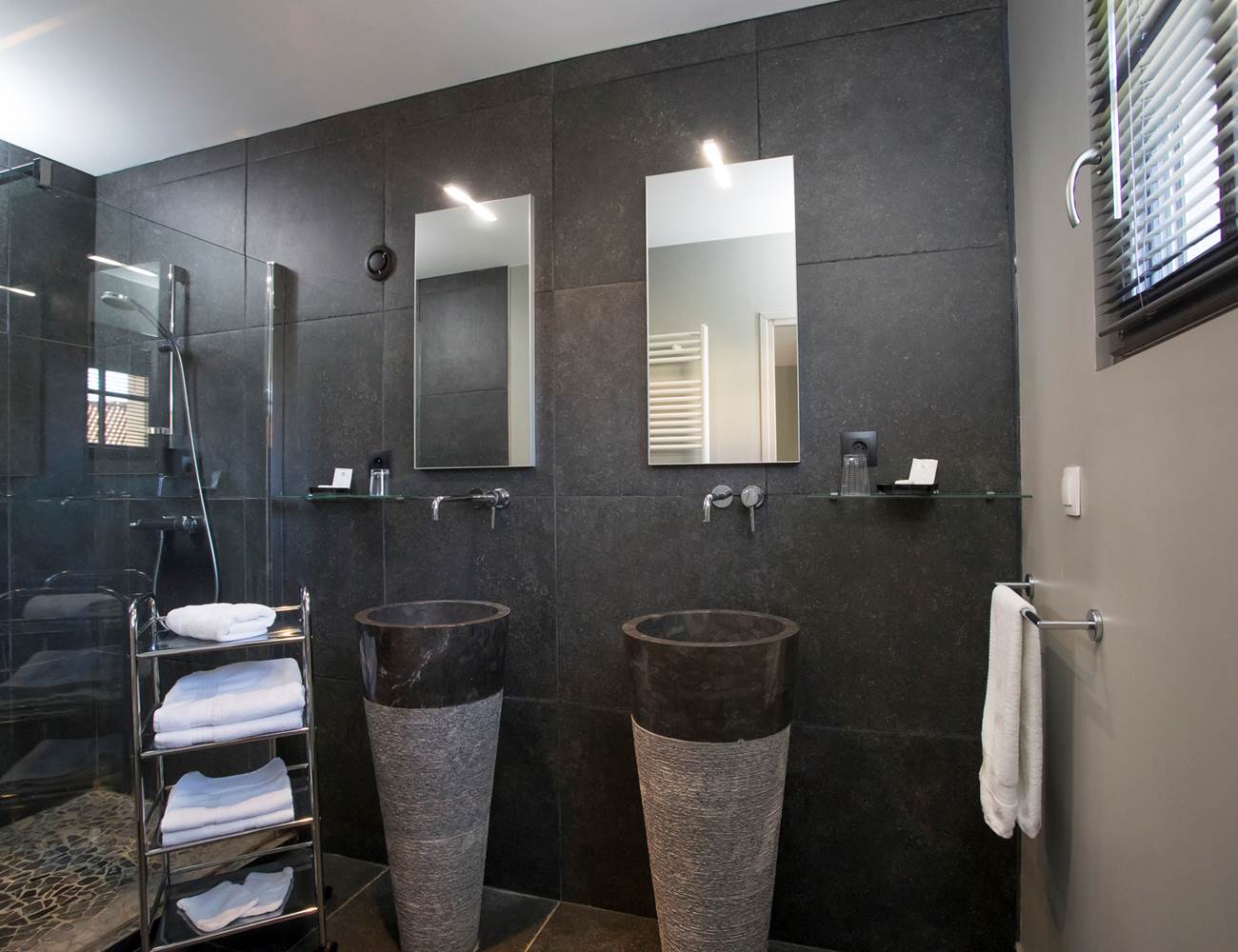 Séjour romantique avec piscine et SPA-photo-gallery
