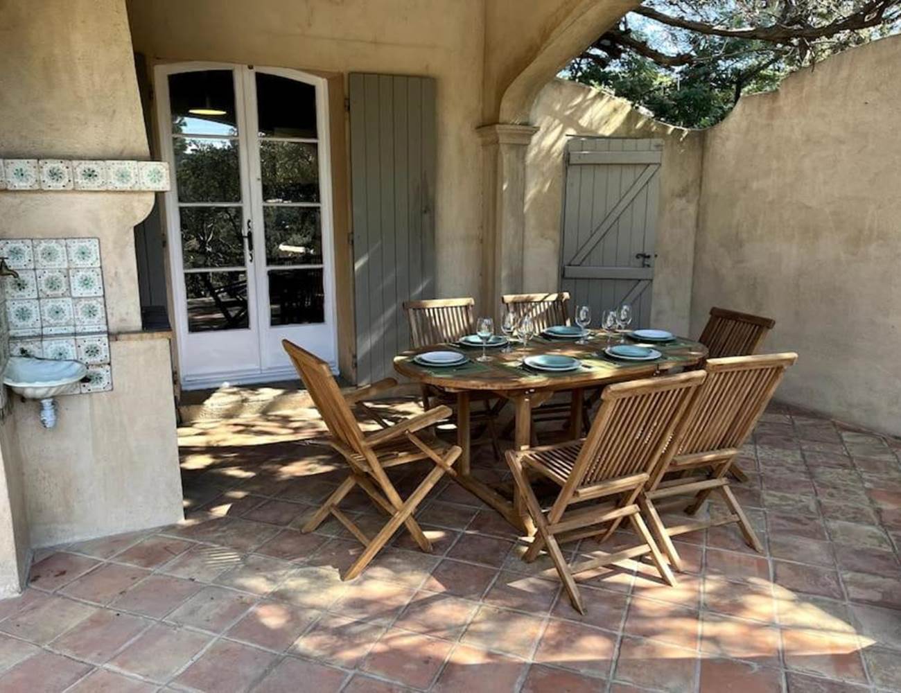 446955349-photo-gallery