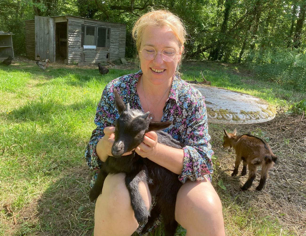 Domino et Chanel dans leur enclos à La Guyonnais