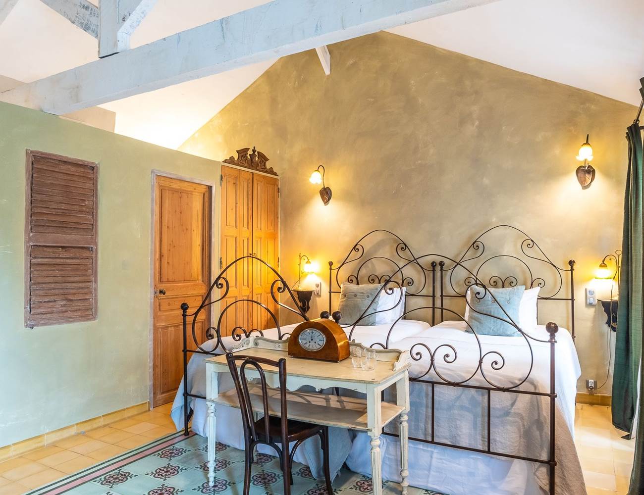 Hébergement de charme à Orange-photo-gallery